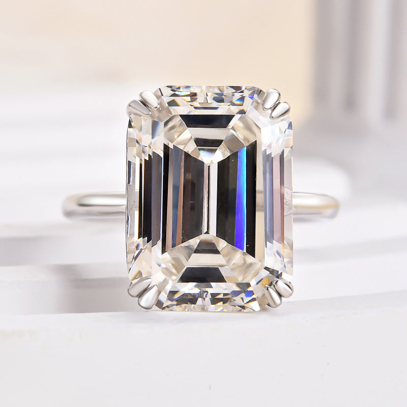 Stylishwe Gorgeous 9 Carat Emerald Cut Ring 